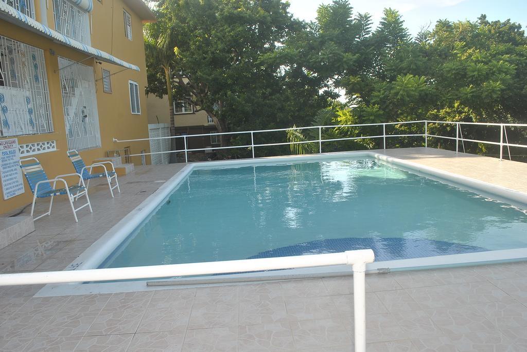 Enchanted Villas Inn Montego Bay Exterior foto